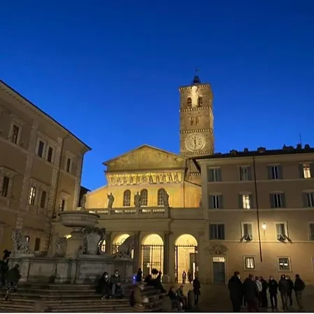 Casa Titti A Trastevere 펜션
